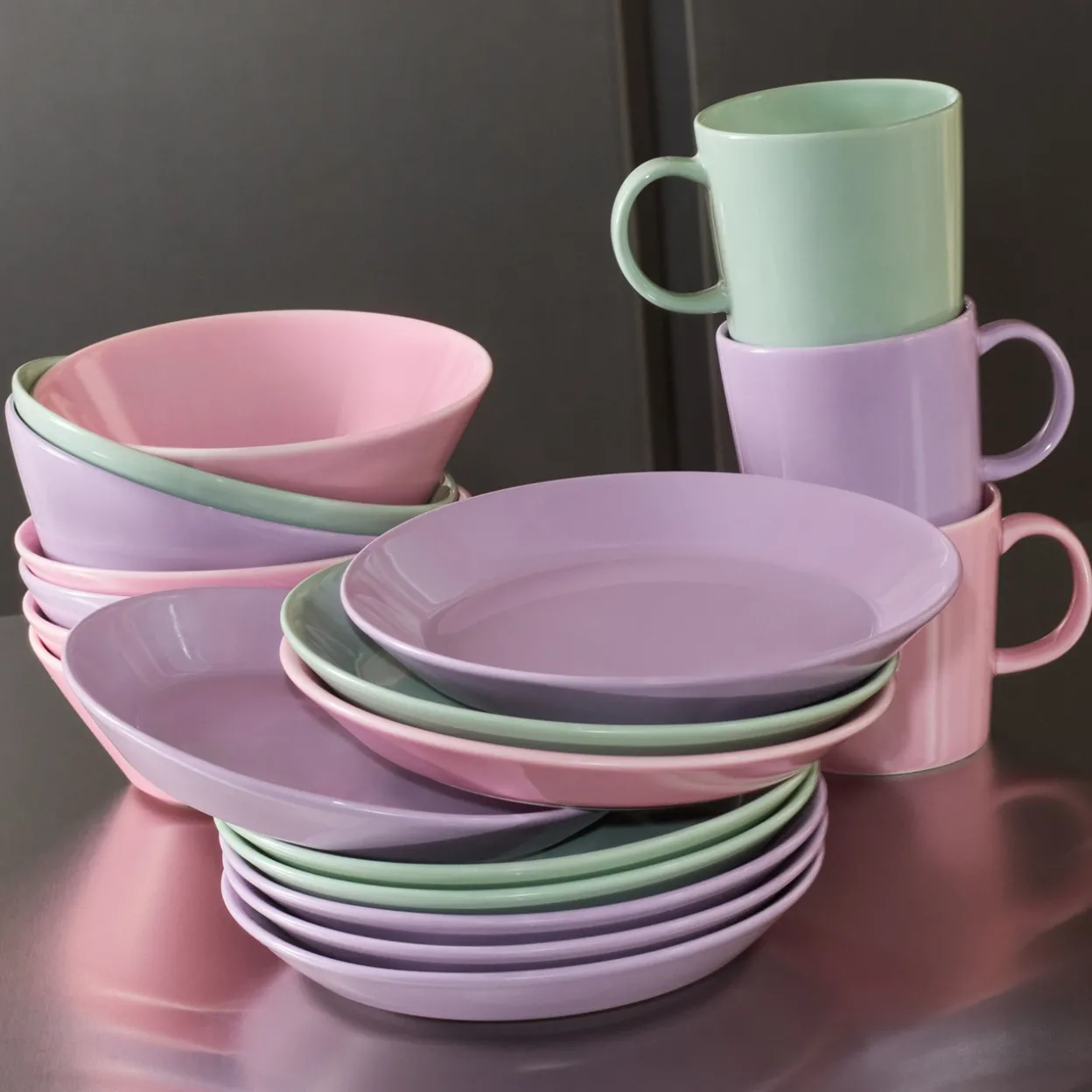 Tallrik 17 cm ljus lila