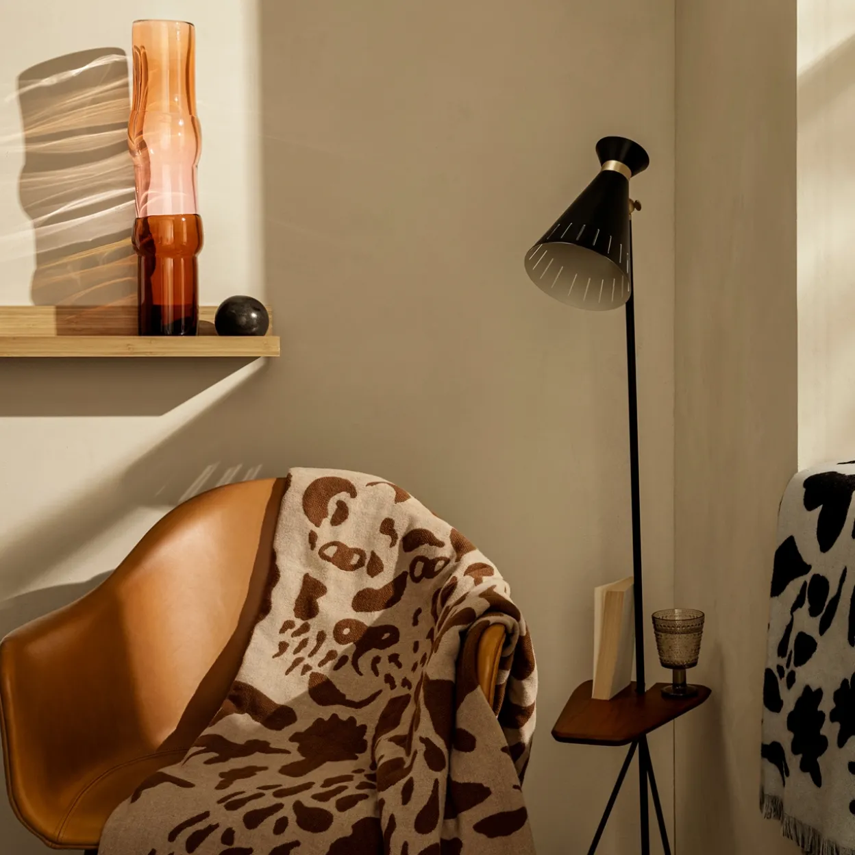 Vas 90x450mm laxrosa-rosa-ökensand